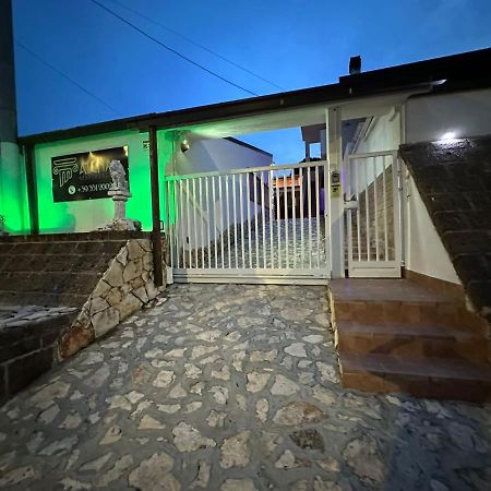 Atena Apartments B&B Gold Πεσκάρα Εξωτερικό φωτογραφία